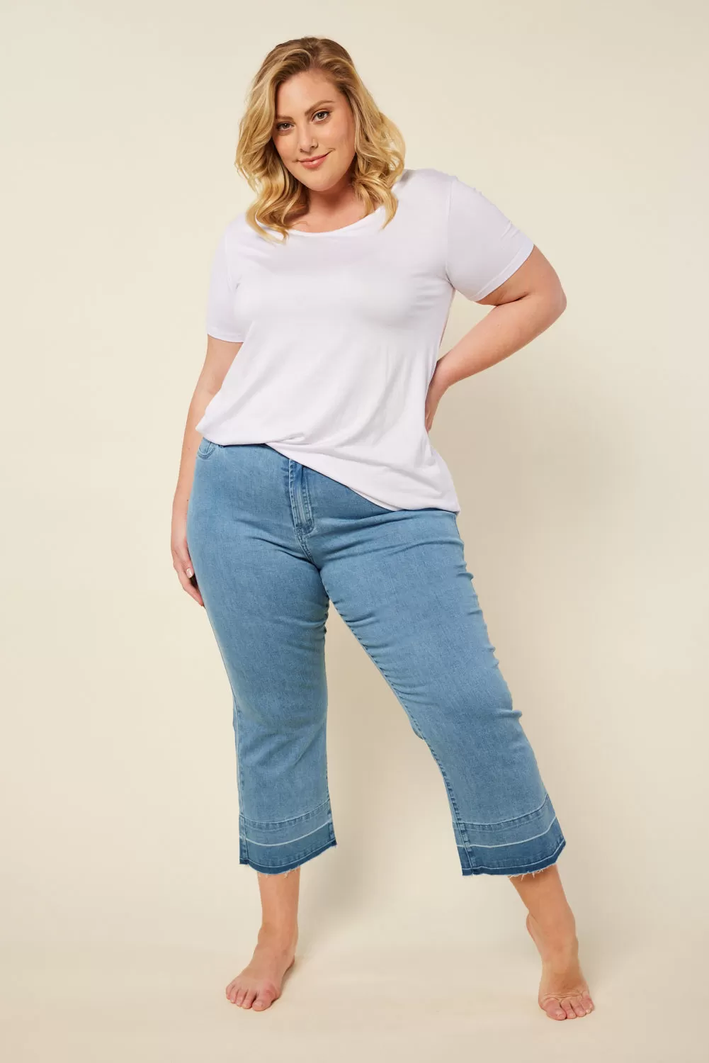 Adrift Denim Cropped Straight Leg Jeans in Light Wash