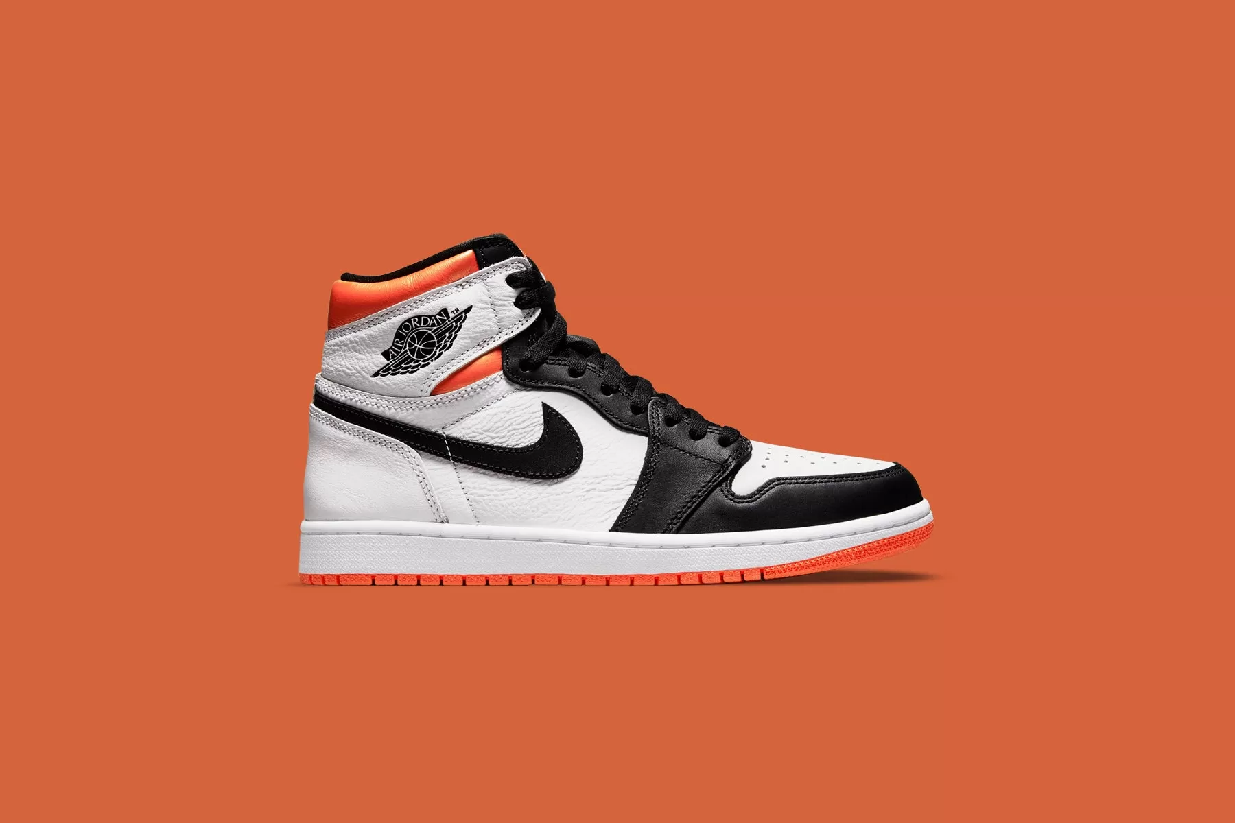 Air 1 Retro High OG - White/Electro Orange