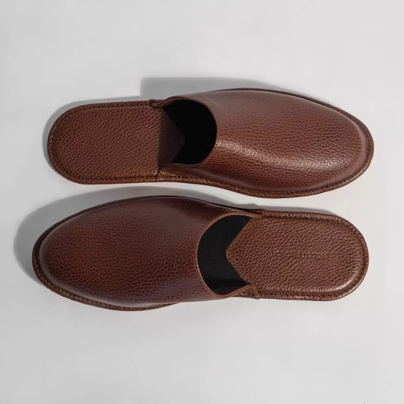 Larsen Slippers - Pebbled - Men's