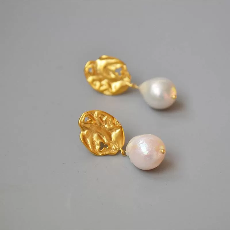 Leaf gold baroque pearl earrings