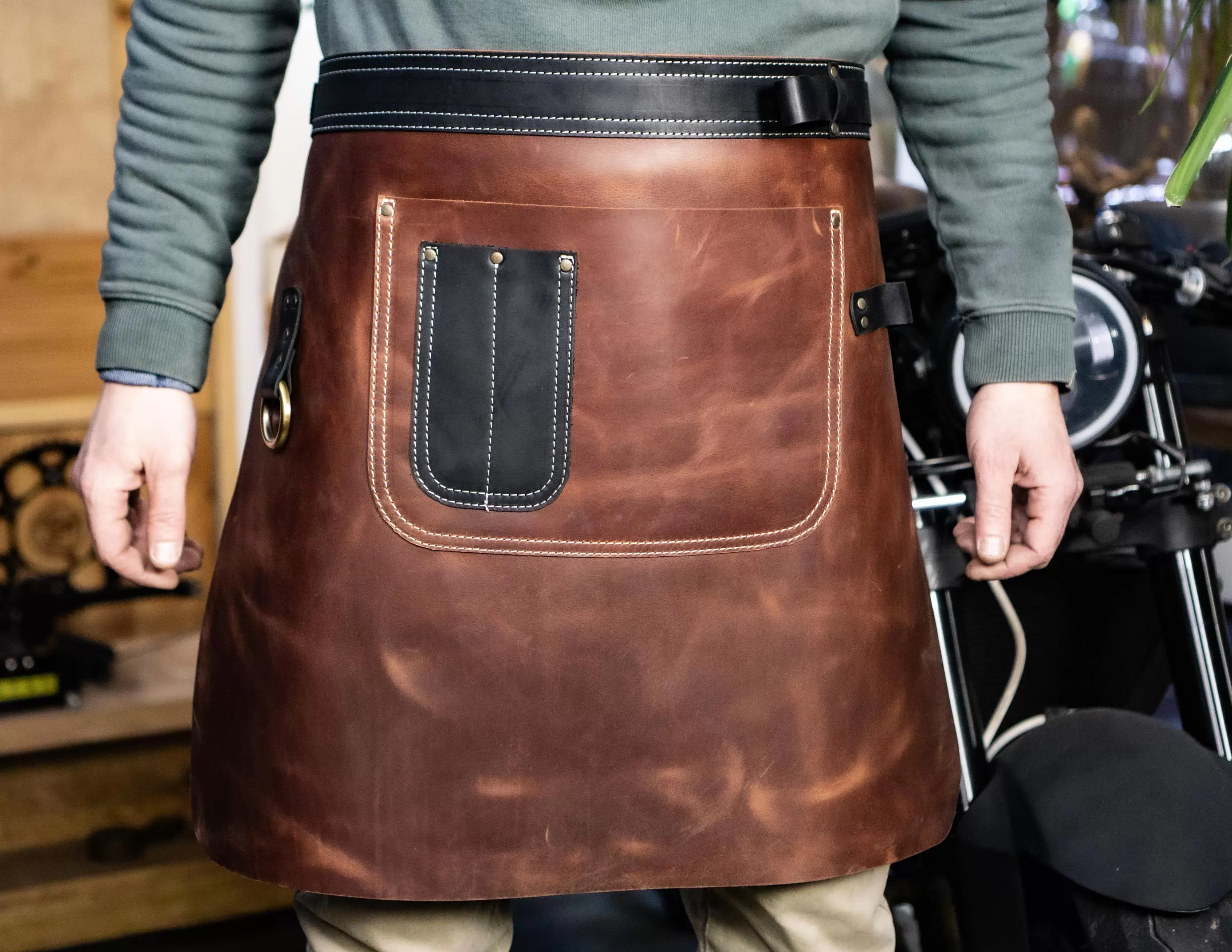 Leather half apron with pockets. Brown & black genuine leather