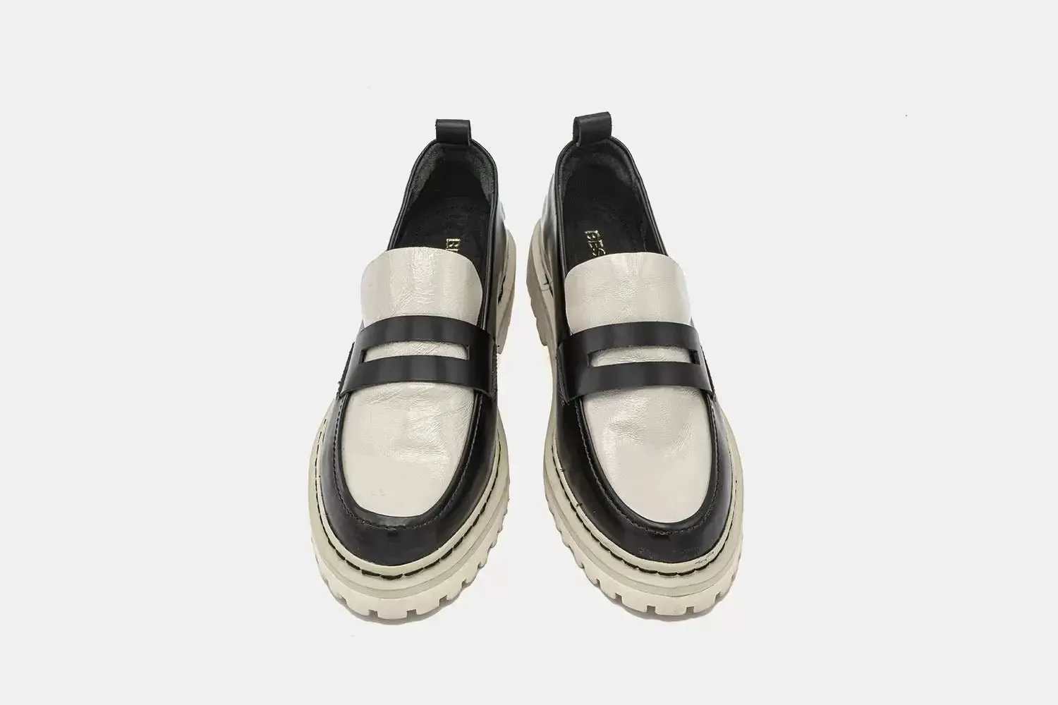 Mocasín Mujer - Moca White/Black