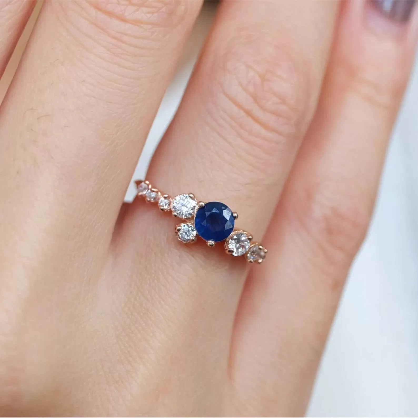 Sapphire Cluster Ring Illari