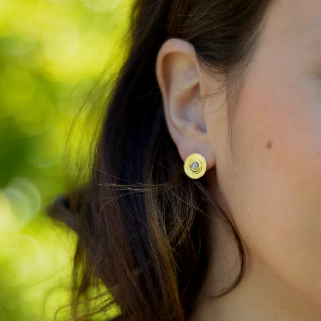 Small spiral & raw diamond earrings