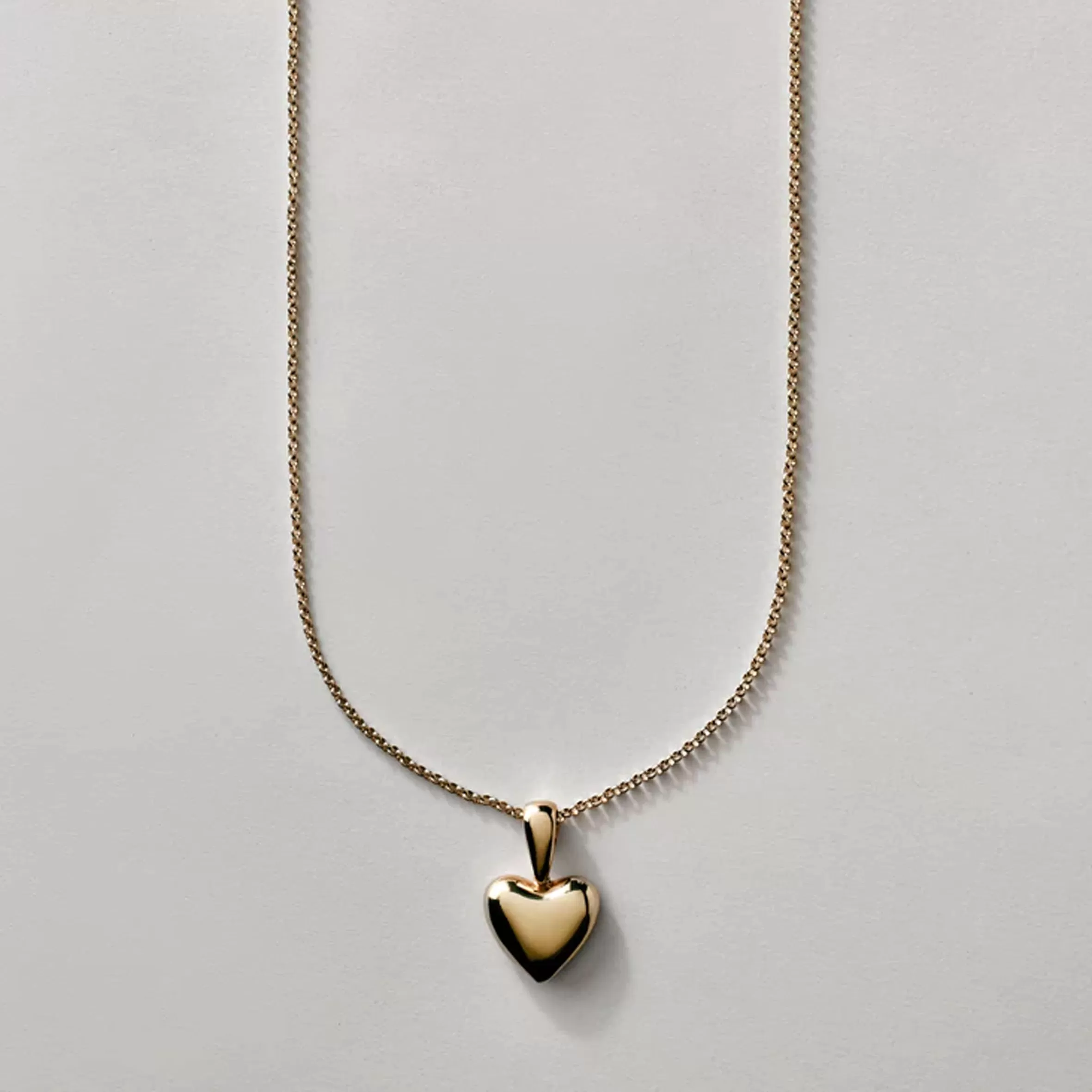 Voluptuous Heart Necklace, Gold